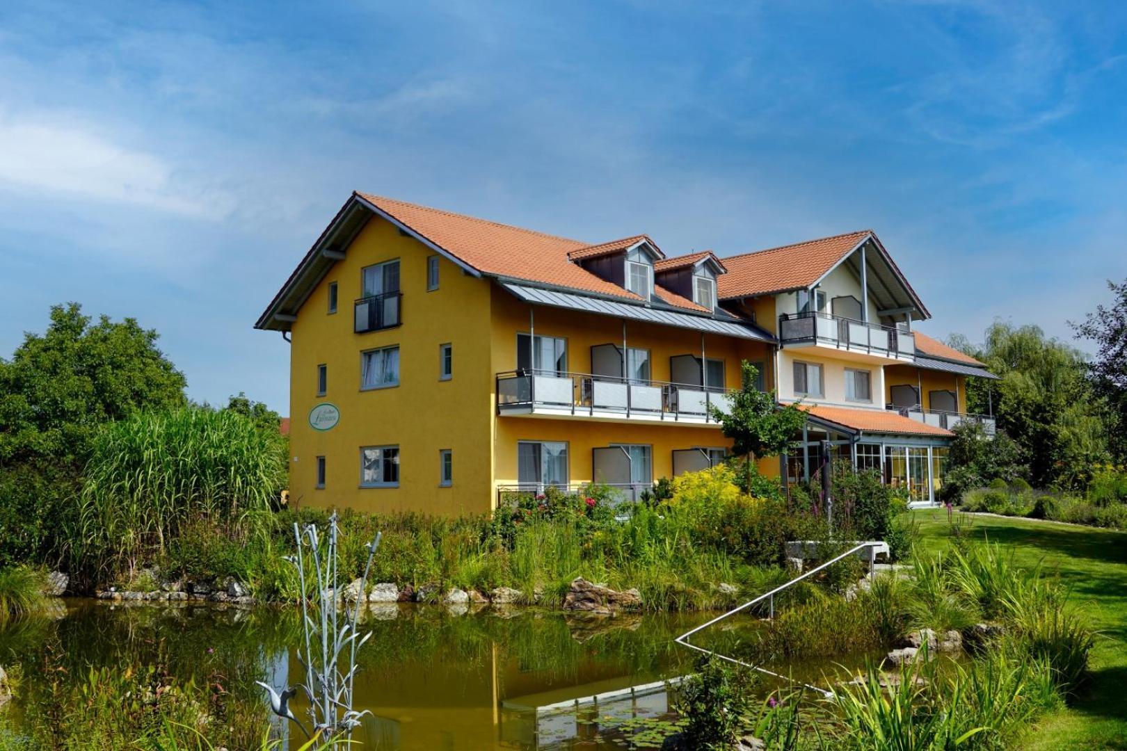 Landhotel Larenzen Kirchham Exterior foto