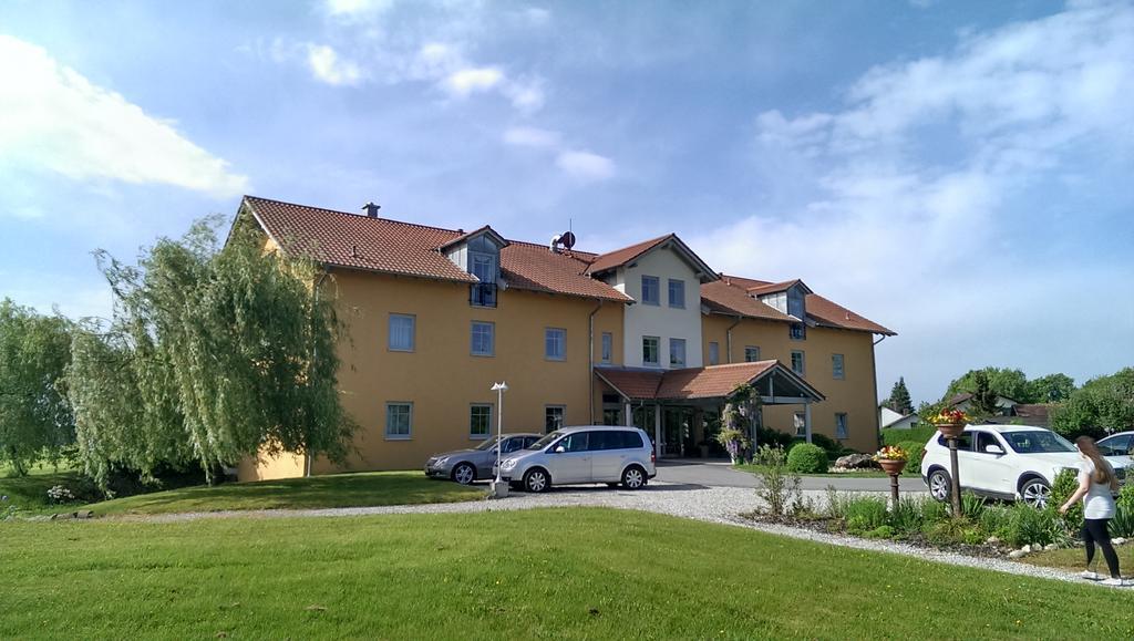 Landhotel Larenzen Kirchham Exterior foto